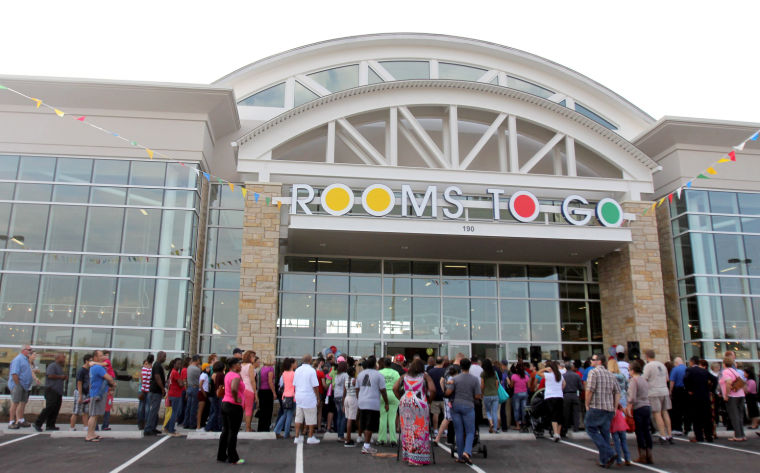 Rooms to Go Grand Opening